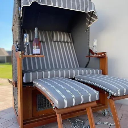 Ferdinand - Mit Kamin, Sauna Und Meerblick *